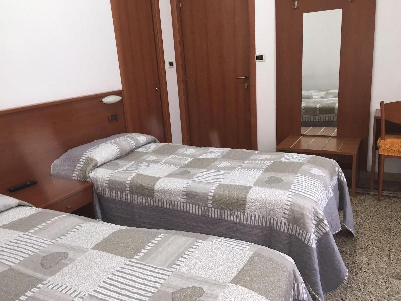 Hotel Lora Rda Luxury بورديغيرا المظهر الخارجي الصورة