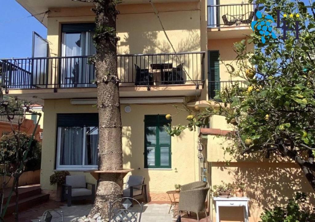 Hotel Lora Rda Luxury بورديغيرا المظهر الخارجي الصورة