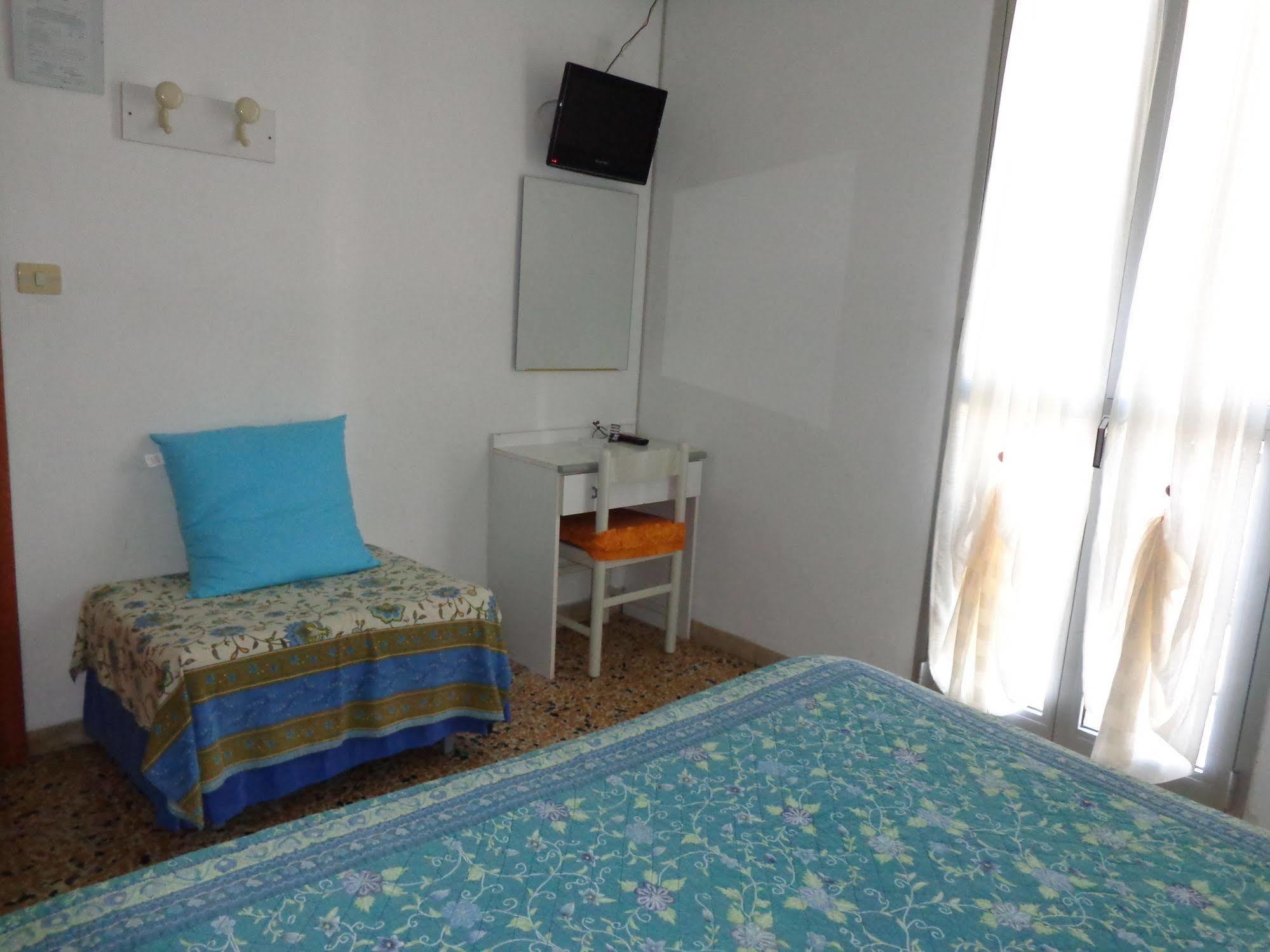Hotel Lora Rda Luxury بورديغيرا المظهر الخارجي الصورة
