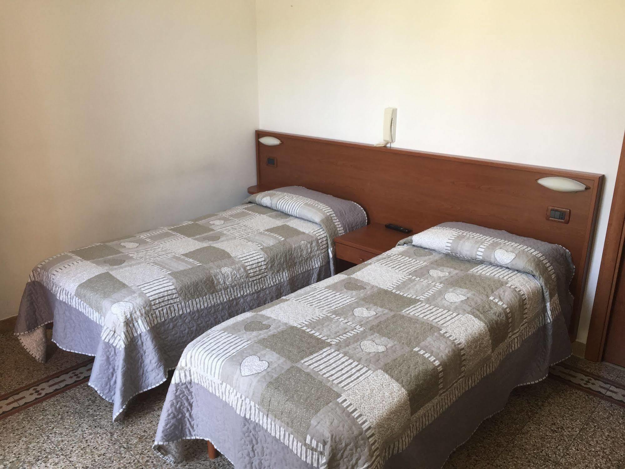Hotel Lora Rda Luxury بورديغيرا المظهر الخارجي الصورة